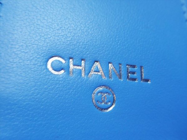 100001153 008 CHANEL Caviar Matelasse Coin Mini CocoMark Wallet Blue