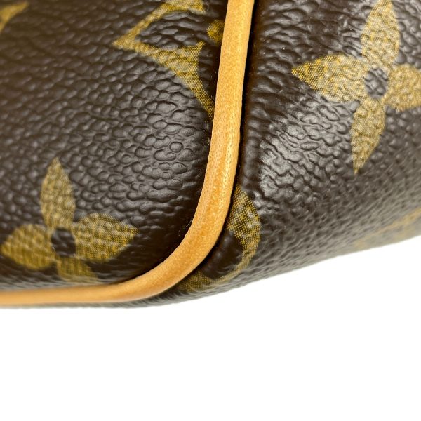 1000063697116 13 Louis Vuitton Batignolles Monogram Brown