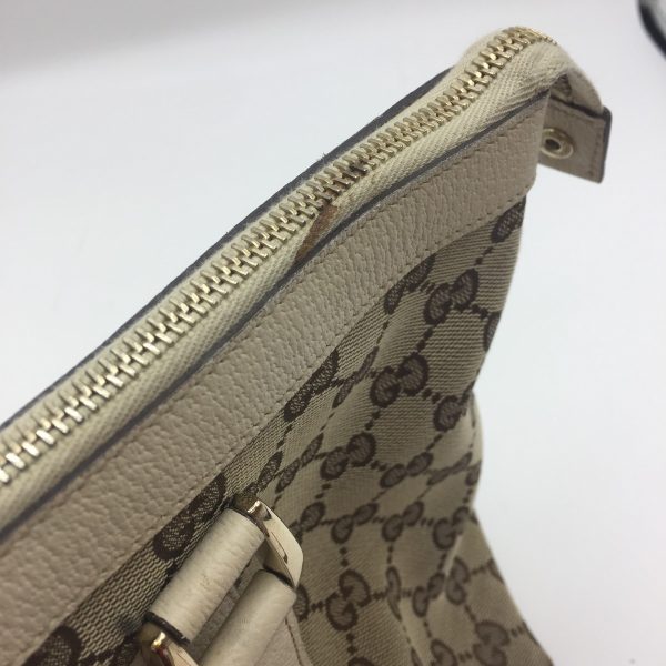 1001103493002 9 GUCCI Abbey Line GG Beige