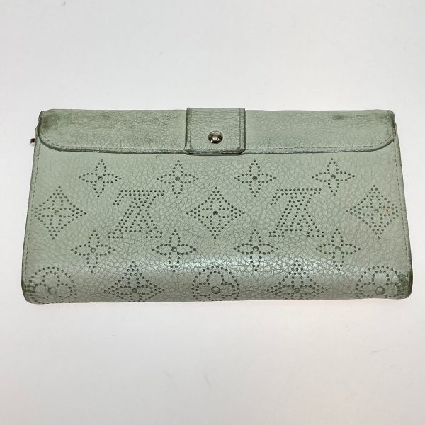 1001103619006 2 LOUIS VUITTON Mahina Portefeuille Iris wallet White