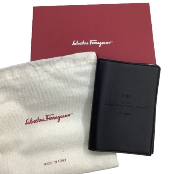 1002100888822 1 Ferragamo notebook black