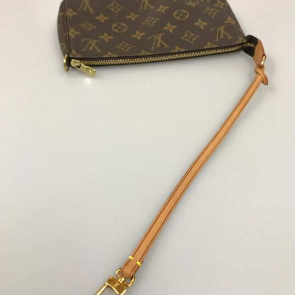 1004100994961 4 LOUIS VUITTON Monogram Accessoire Pochette M51980 Brown