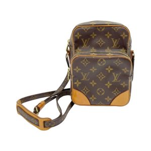 1009102799880 1 rbg Louis Vuitton Taiga Leather Epicea Calga Shoulder Bag