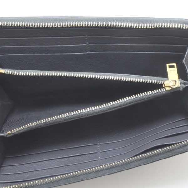 1010104728723 10 Yves Saint Laurent Long Wallet Black