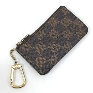 1010104756078 1 Chanel Quilted Wallet Lambskin Black