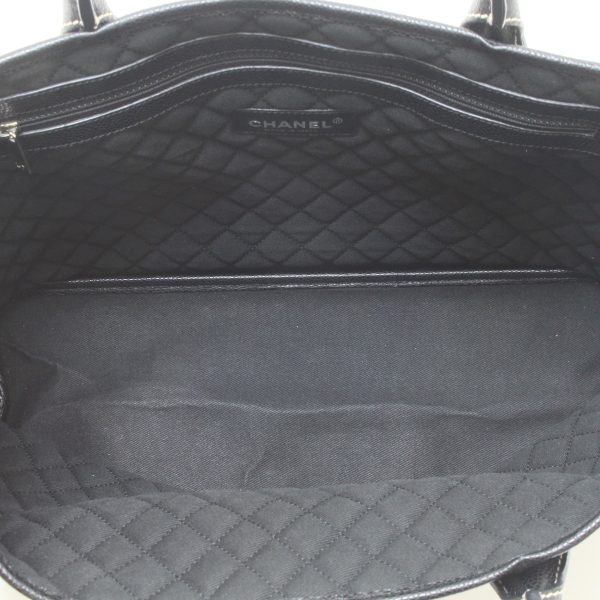 1010104776762 9 CHANEL Coco tote bag pouch