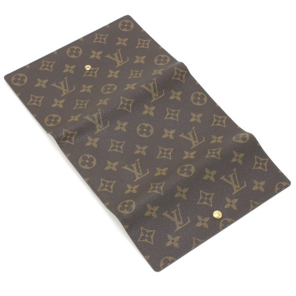 1010104822803 3 LOUIS VUITTON Monogram Pochette Passport M60135 Brown