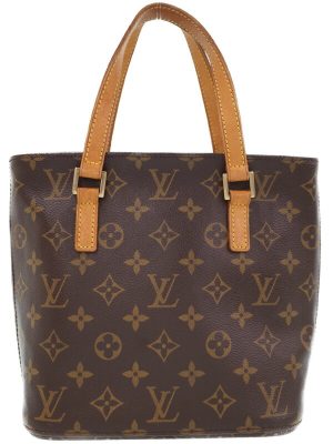 1122181940018 Louis Vuitton Cream Puffy Lambskin Monogram Coussin PM