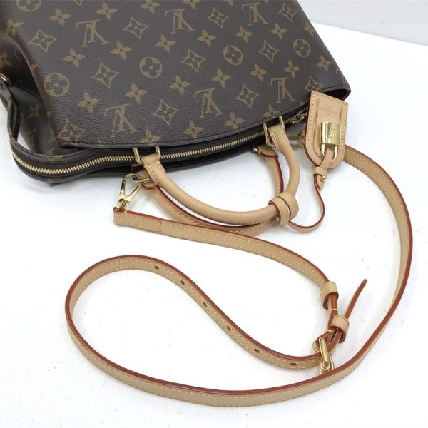 122 20230324 a 2 06 Louis Vuitton Petit Palais PM 2 Way Bag Monogram Brown