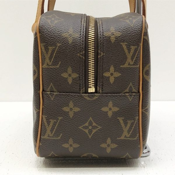 122 20230908 a 6 04 Louis Vuitton Cite MM Shoulder Bag Monogram Brown