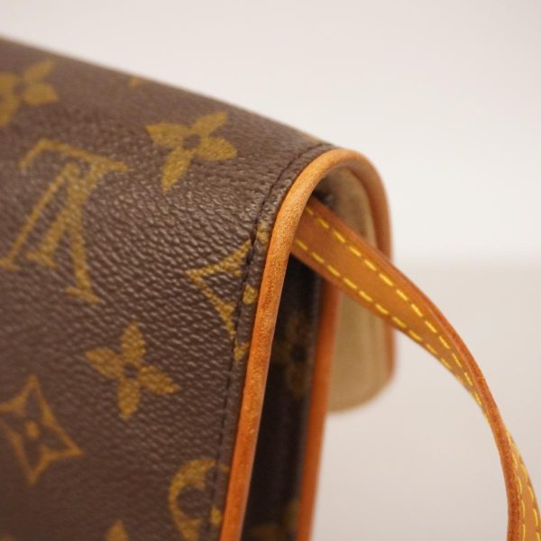 1240001042846 11 1 Louis Vuitton Pochette Twin Gm Monogram Shoulder Bag Brown