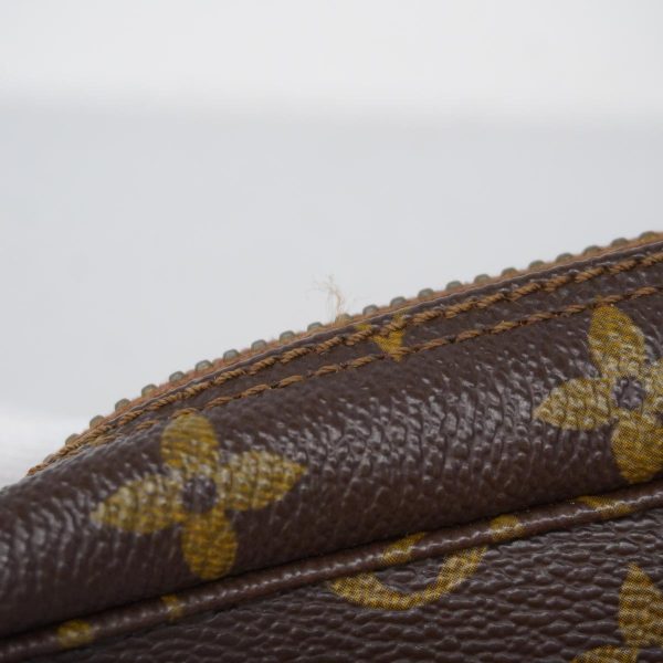 1240001048870 10 Louis Vuitton Truth Wallet 23 Monogram Pouch Brown