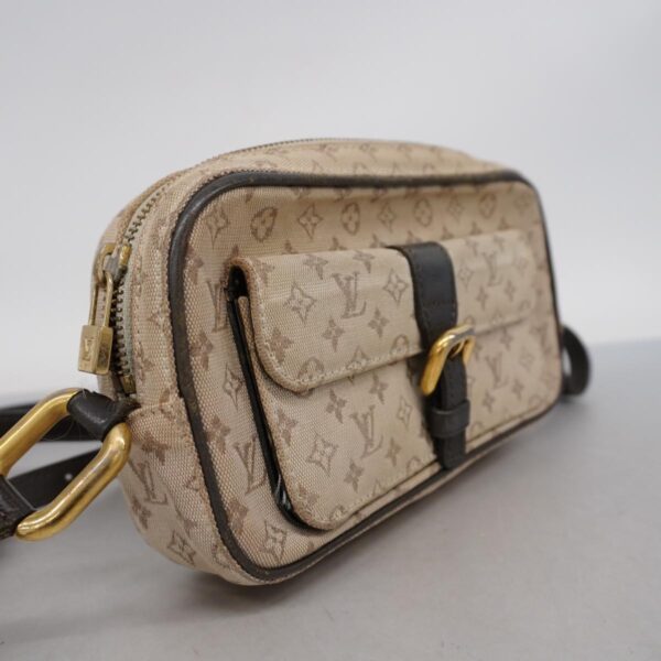 1240001049522 2 Louis Vuitton Monogram Mini Juliet MM Shoulder Bag Khaki