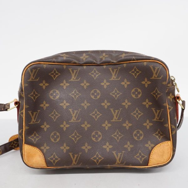 1240001050176 17 Louis Vuitton Nile Monogram Shoulder Bag Brown