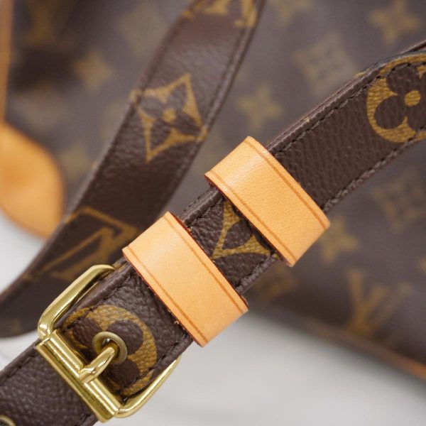 1240001050176 6 Louis Vuitton Nile Monogram Shoulder Bag Brown