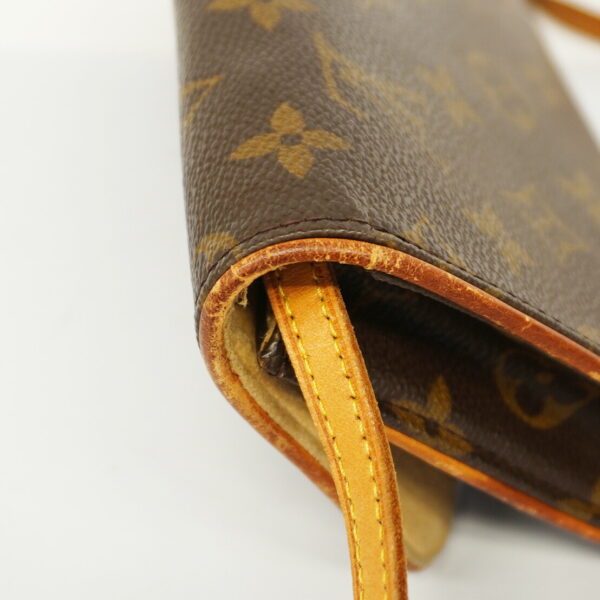 1240001050514 11 Louis Vuitton Monogram Pochette Twin GM Shoulder Bag Brown