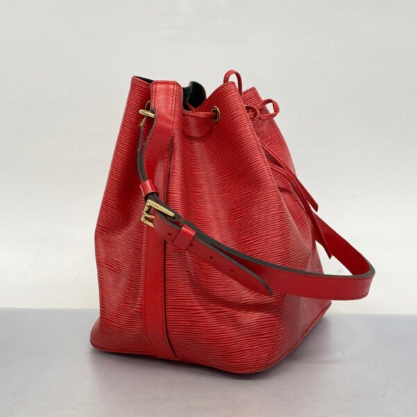 1240001050536 2 Louis Vuitton Epi Petit Noe Shoulder Bag Castilian Red