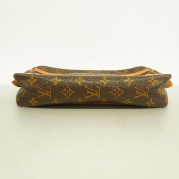 1240001050560 3 Louis Vuitton Compiegne 28 Monogram Clutch Bag Brown