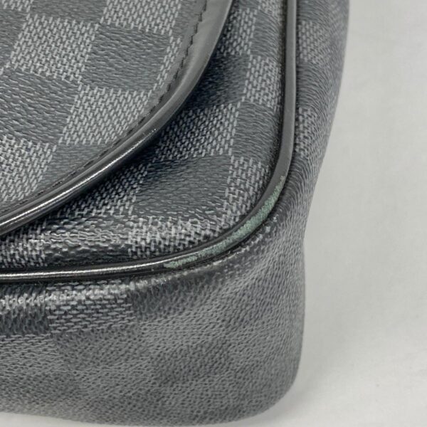 1240001050671 8 Louis Vuitton Damier Graphite Daniel MM Shoulder Bag Black