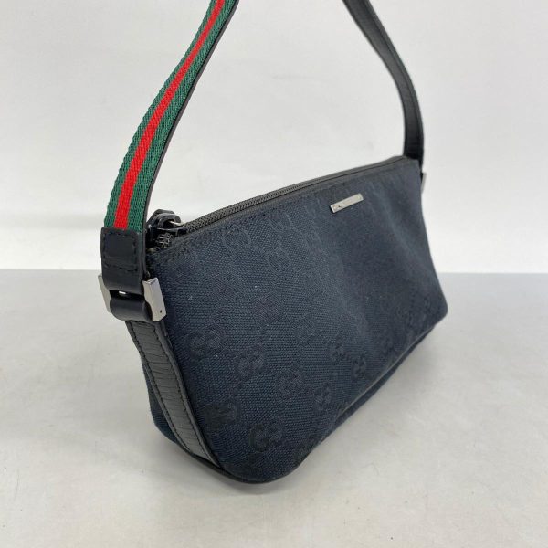 1240001051926 2 Gucci GG Sherry Line Pouch Black