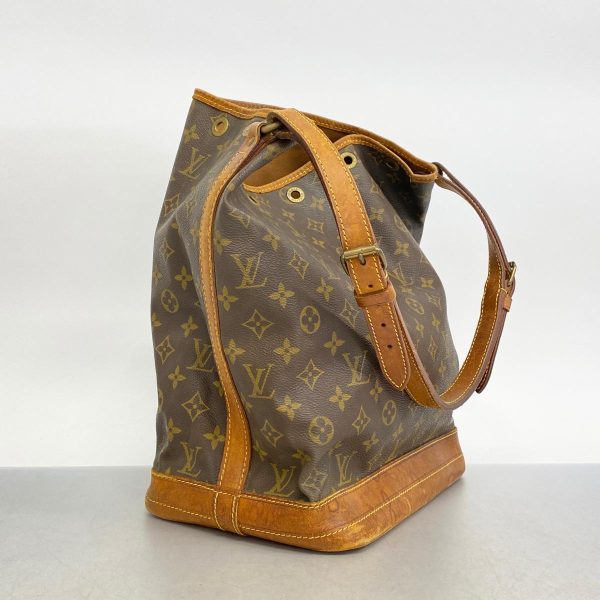 1240001053109 2 Louis Vuitton Noe Monogram Shoulder Bag Brown