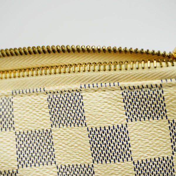 1240001053320 11 Louis Vuitton Totally GM Damier Azur Tote Bag White