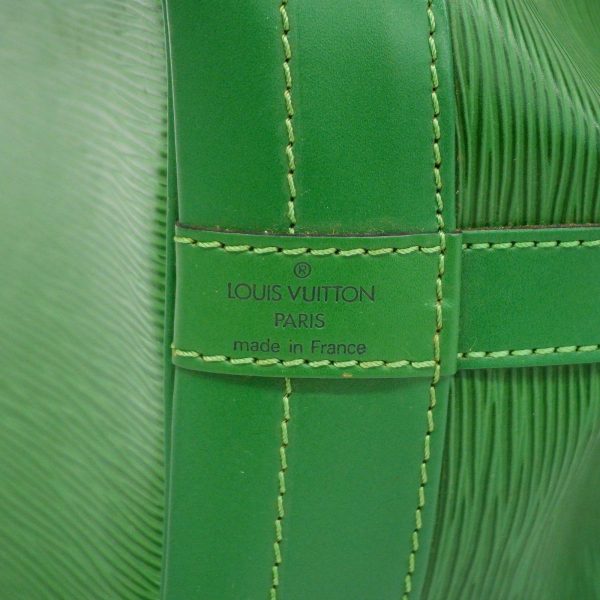 1240001053322 5 Louis Vuitton Noe Epi Shoulder Bag Borneo Green