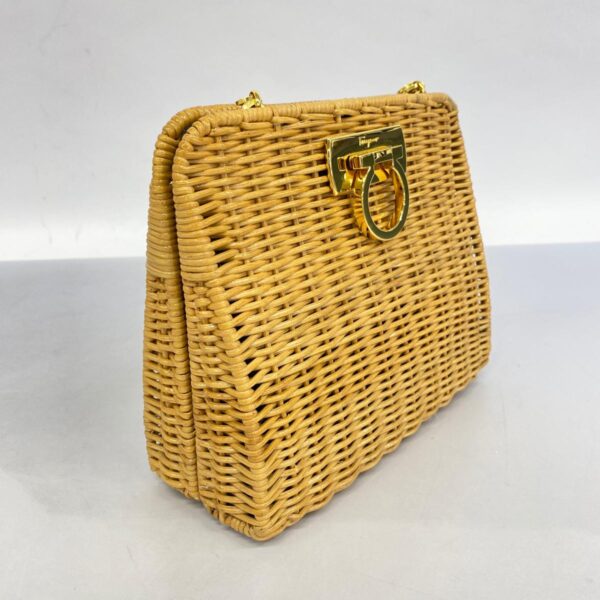 1240001053517 2 Salvatore Ferragamo Gancini Rattan Shoulder Bag Beige