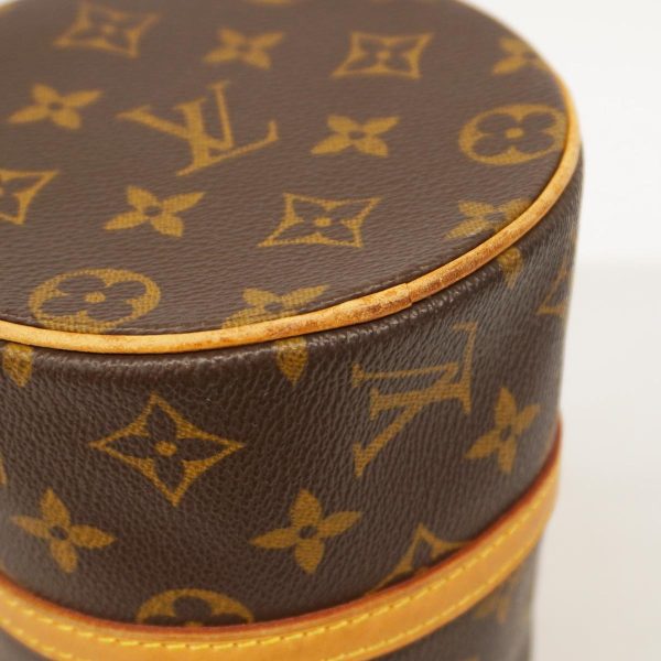 1240001053882 6 Louis Vuitton Papillon 26 Monogram Handbag Brown