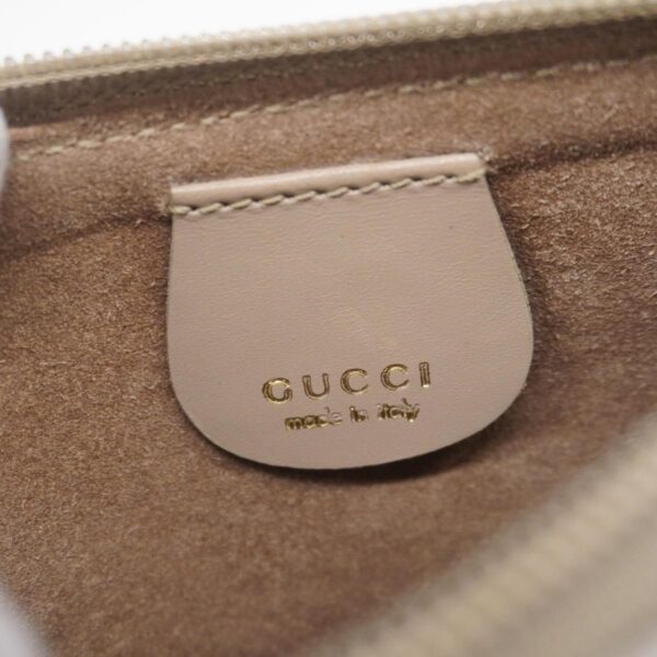 1240001053994 5 Gucci Bamboo Handbag Greige