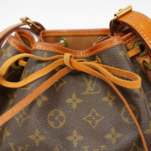 1240001054489 8 Louis Vuitton Petit Noe Monogram Shoulder Bag Brown