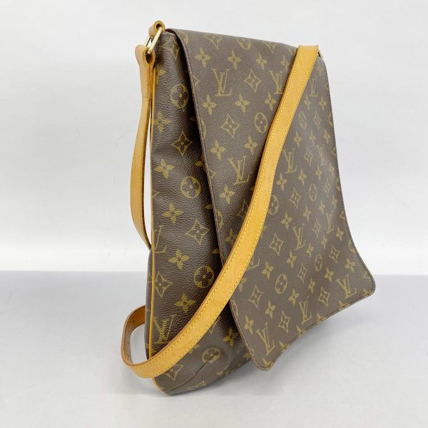 1240001054786 2 Louis Vuitton Musette Monogram Shoulder Bag Brown