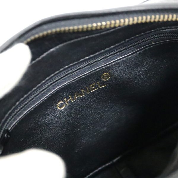 2000111255000218 8 CHANEL Matelasse Chain Shoulder Lambskin Black