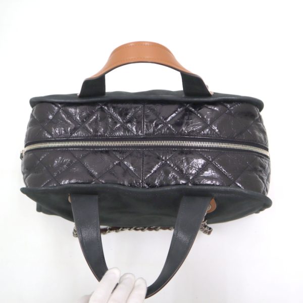 2000111256300036 5 CHANEL In The Mi2WAY Bag Black Patent