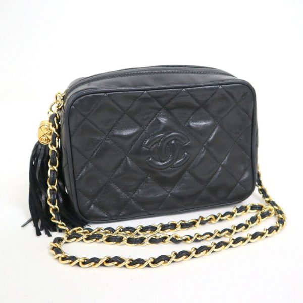 2000111256300150 1 CHANEL fringe chain shoulder bag black