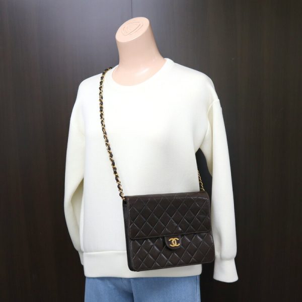 2000111256600039 10 CHANEL Cocomark Matelasse shoulder bag