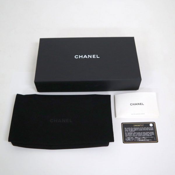 2000114256100026 8 Chanel Mademoiselle V Stitch BifLong Wallet Coco Mark Lambskin Black A80971