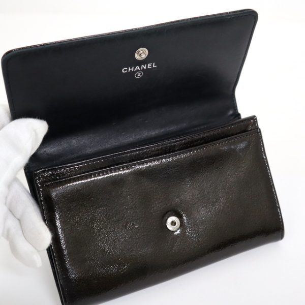 2000114256100035 3 Chanel bi flong wallet medium enamel black Wallet