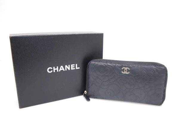 2000114256300010 7 Chanel long wallet Camellia lambskin black A50932