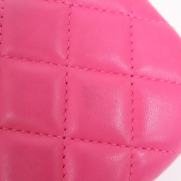 2000121256100049 7 Chanel coin case Matelasse lambskin pink