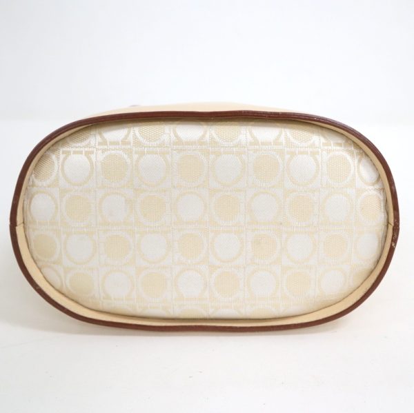 2000195256500035 7 Salvatore Ferragamo Gancini 2WAY bag ivory kt07289ko