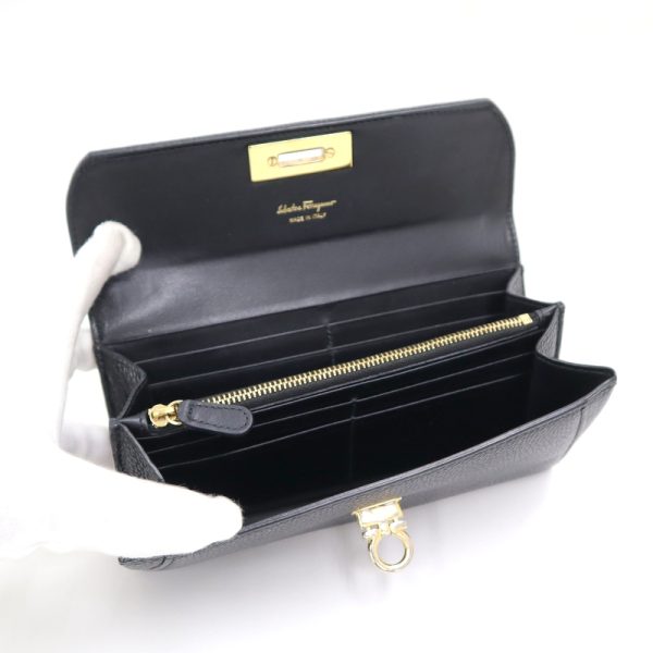 2000198256100008 5 Salvatore Ferragamo biflong wallet Gancini black