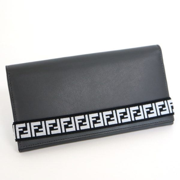 2000210255400020 1 Fendi bi flong wallet Black