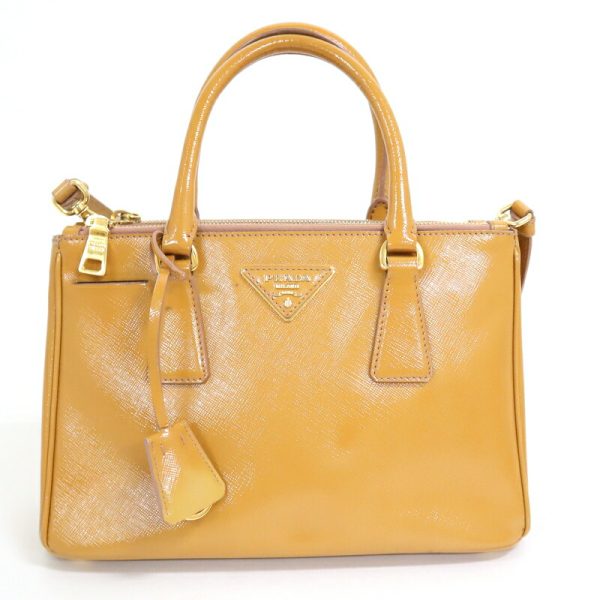 2000231255000039 3 Prada Galleria Medium Saffiano Camel