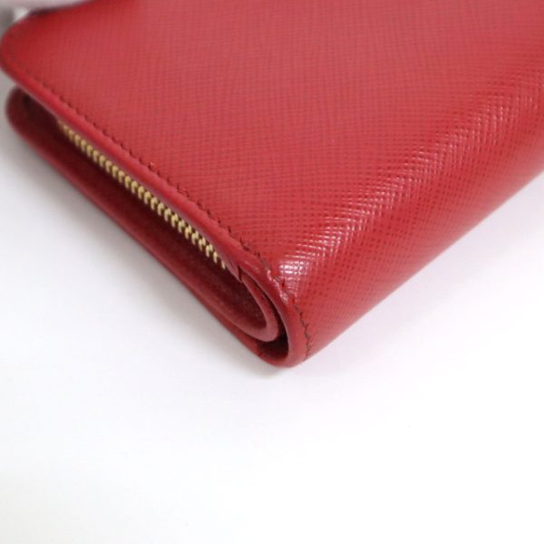 2000234256000030 6 Prada Wallet Saffiano red