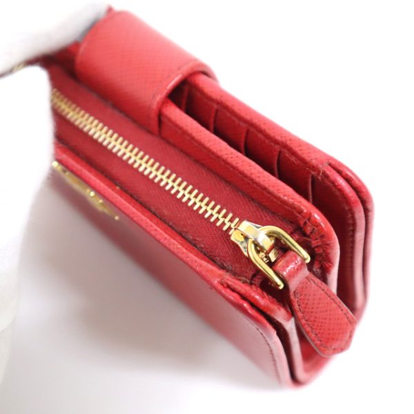 2000234256000030 7 Prada Wallet Saffiano red