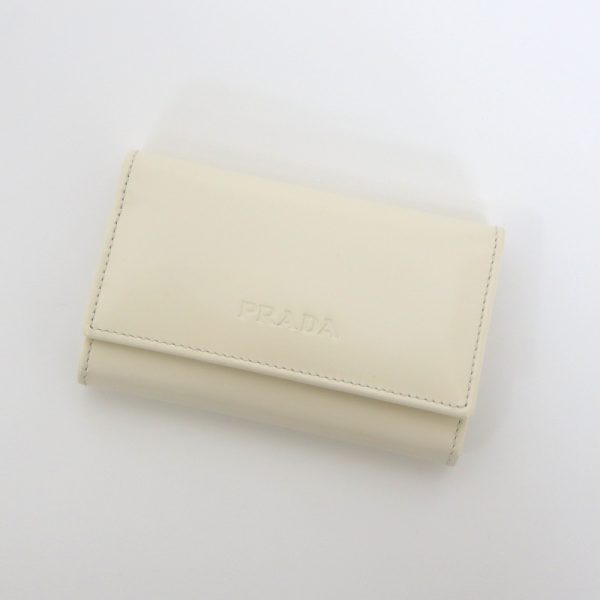 2000235255000008 1 Prada 6 key case brushed white