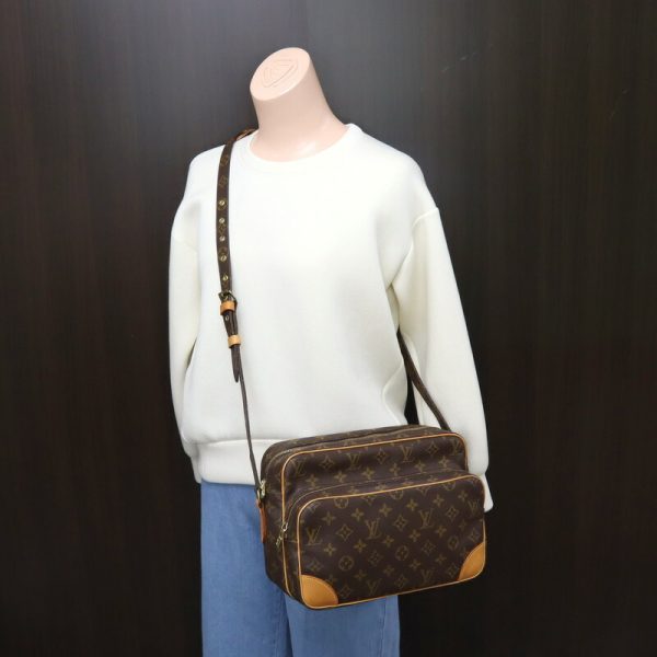 2000773255900278 10 Louis Vuitton Nile shoulder bag monogram Brown