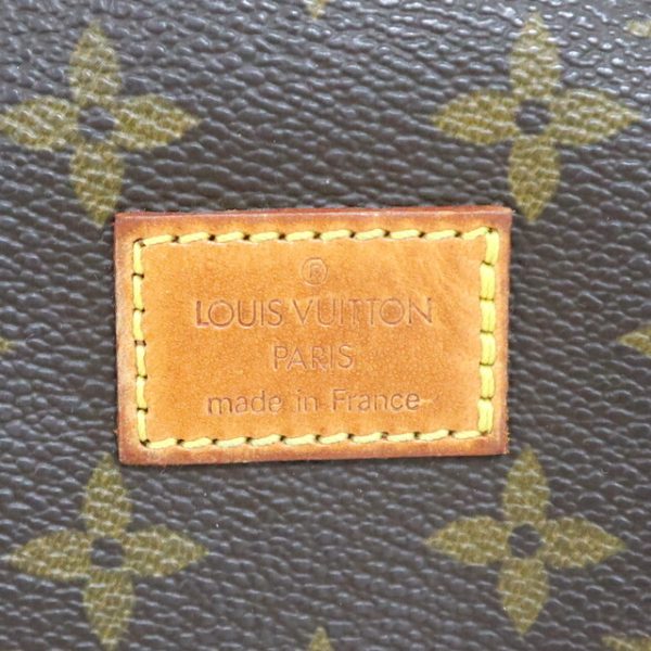 2000773256300149 7 Louis Vuitton Saumur 30 Shoulder Bag Monogram Brown