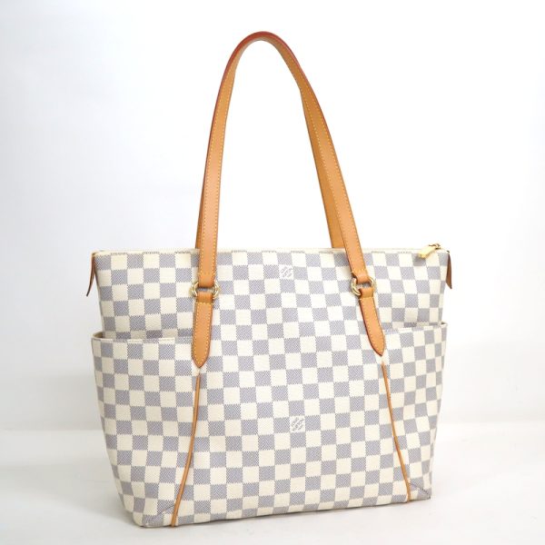 2000773256300249 1 Louis Vuitton Totally MM Tote Bag Damier Azur White